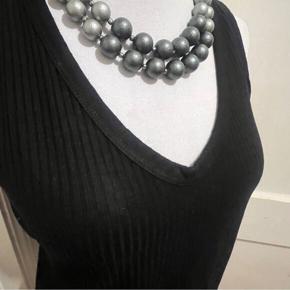 Rachel Roy Black Ribbed V-Neck Tank Top Women's X-Large - Picture 2 of 7